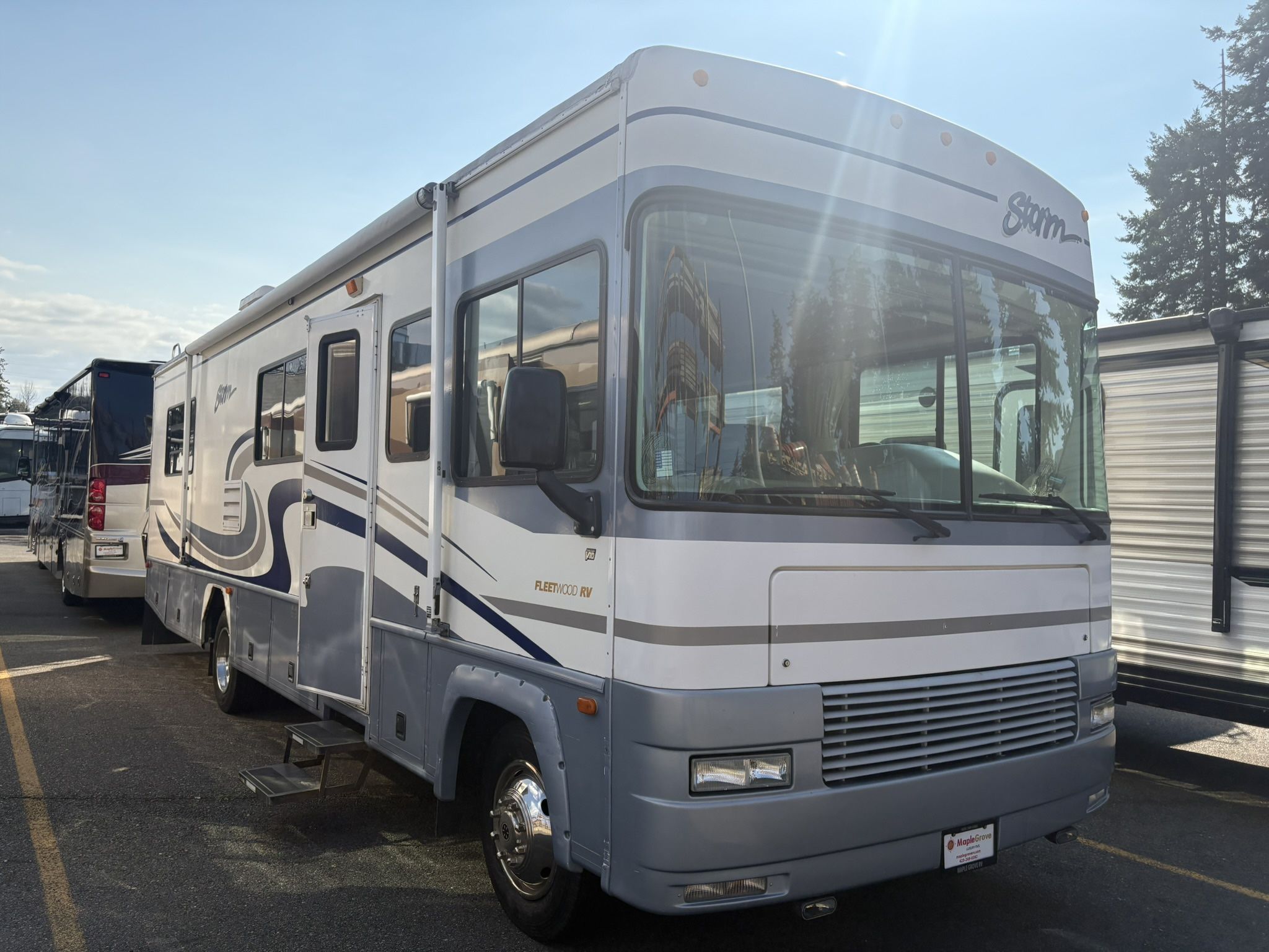 2001 Fleetwood Storm