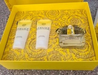 Brand New Versace Yellow Diamond 3‑Piece Perfume Set – Sealed & Authentic
