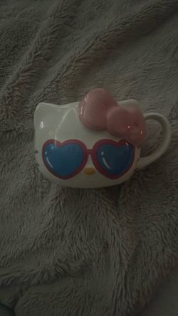 Hello kitty mug