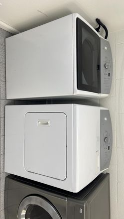 Midea Top Load Washer & Electric Dryer Set – Glass Lid, Stainless Tub