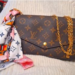 100%AUTHENTIC Louis Vuitton Bag W/LV Scarf