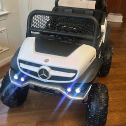 Kid’s Mercedes Truck Two Seater 