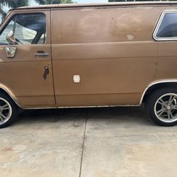 1971 Chevy G10 Shorty Van