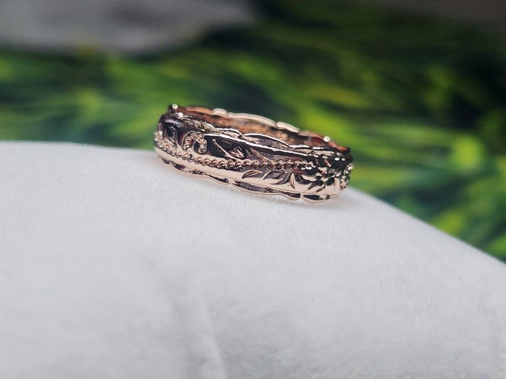 Rose Gold Tone Hawaiian Style Ring