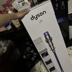 Brand New Dyson V11