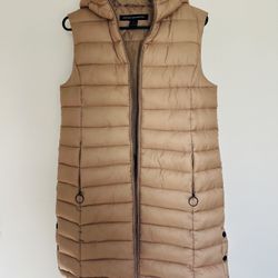 French Connection Tan Puffer long Vest. Women’s Size S