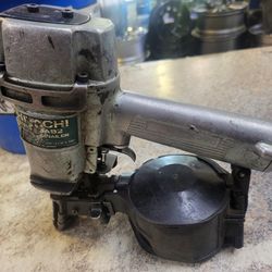 Hitachi 1-3/4 Inch Coil Roofing Nailer | NV45AB2