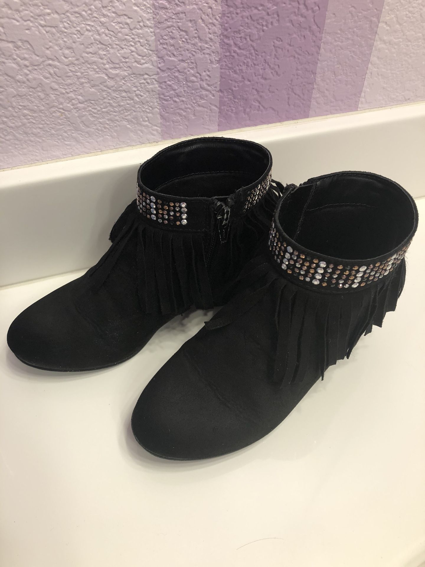 Boots for big girls size 2