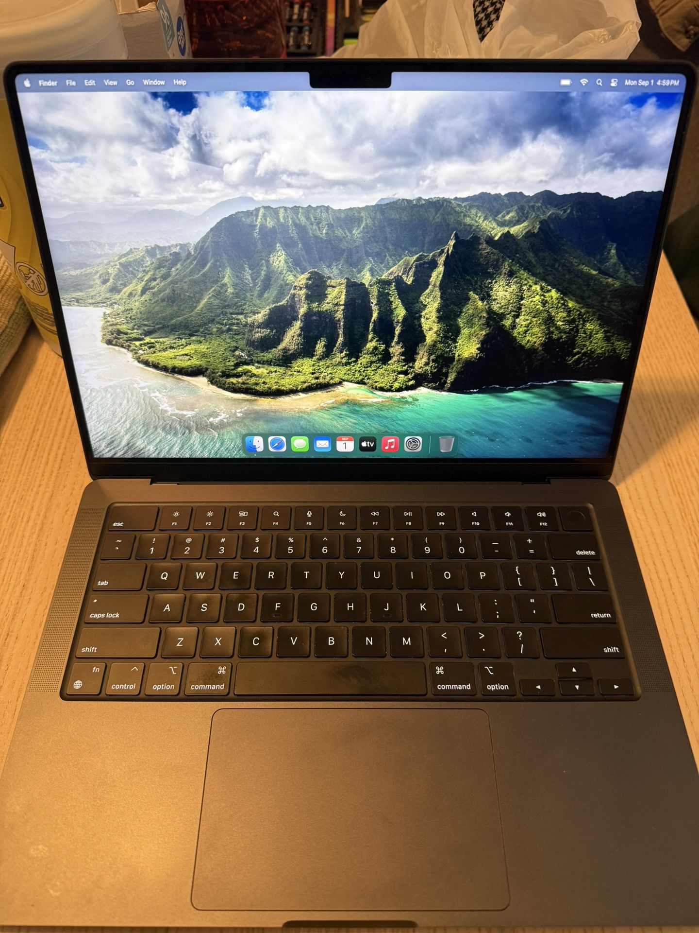 M3 Pro MacBook Midnight