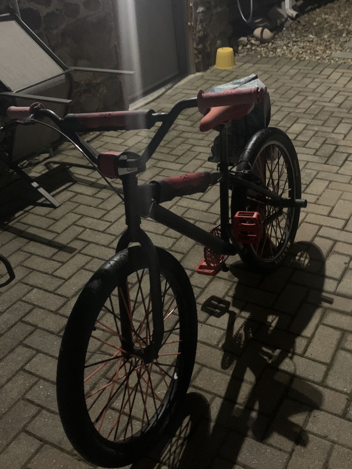 Big Ripper 29”Black and Red Box/racing 3piece Crank 