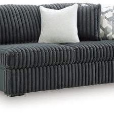 Midnight madness only right arm facing sofa 🛋️  