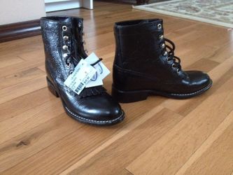 New Girls Boots size 1