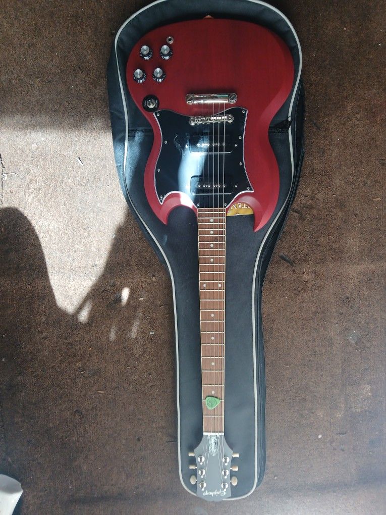 Electric Guitar With Cases
