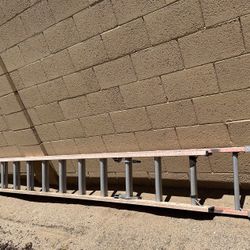 15 Ft Expandable Ladder 