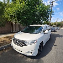 2015 Nissan Quest 