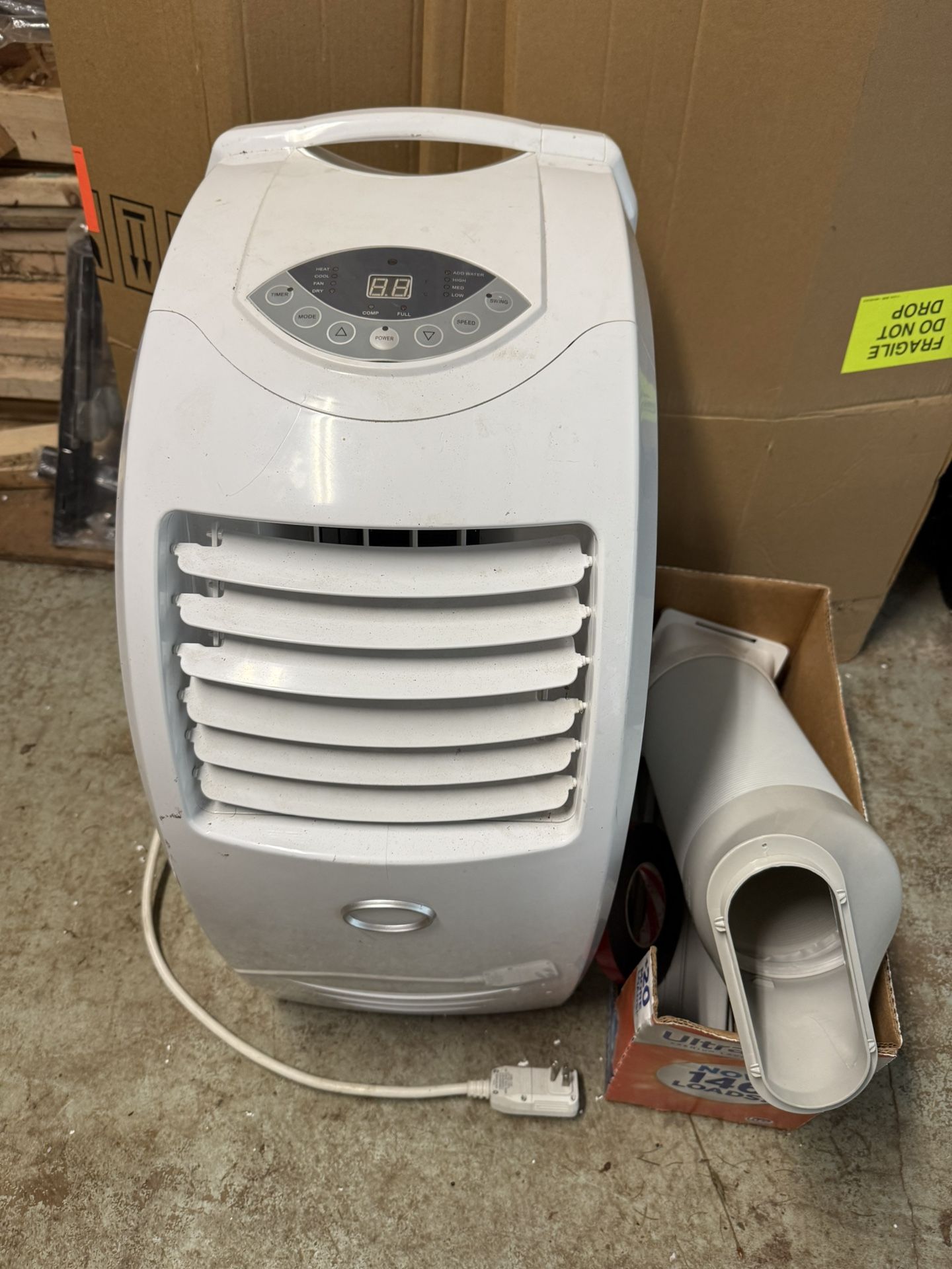 CCH Portable air Conditioner With Vent
