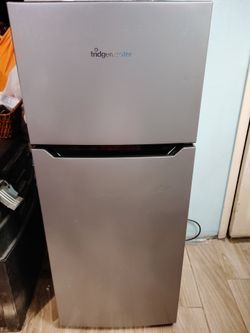 Fridgemaster Mini Fridge & Freezer Combo