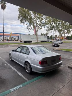 BMW 530i E39 Silver Sedan