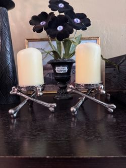 Pottery Barn Bone Crossbones Pillar Candle Holders Set of 2