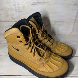 ⭐️Nike Woodside 2 High ACG Boots⭐️