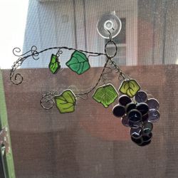 Hand Made Stained Glass Grapes And Vines Window Decor