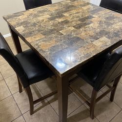 Pub Style Dinning Table & Chairs  For Sale 