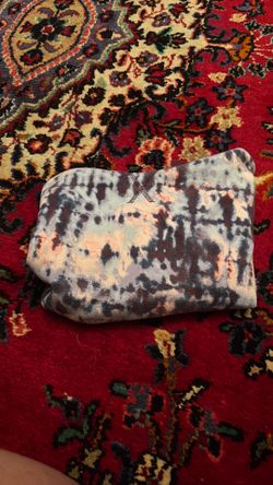 So, L 10/12, tye die hoodie
