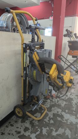 DeWalt Table Saw