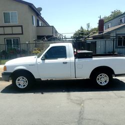 2004 Ford Ranger 