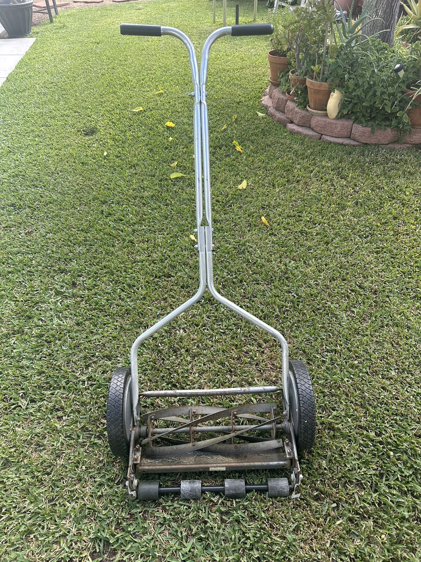 Push Lawn Mower