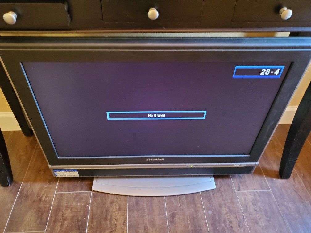 31 Inch Sylvania Color Tv Free