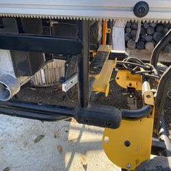 Table Saw Dwalt 10”