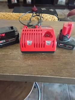 Milwaukee battery charger