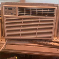 8000 BTU AC  Unit