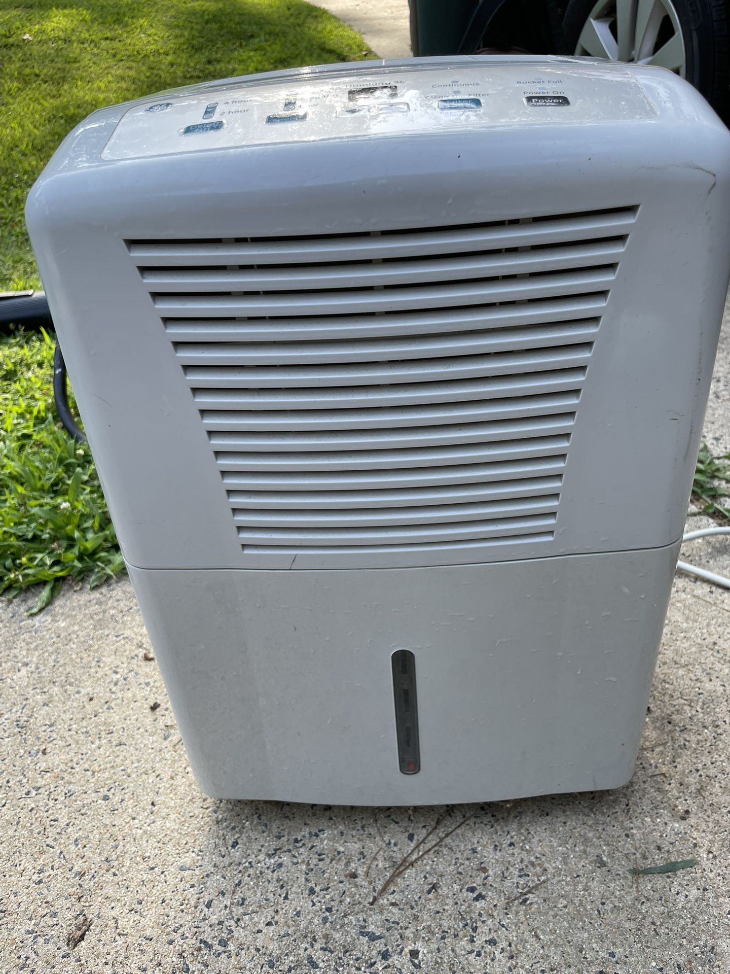 GE Dehumidifier 