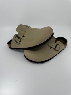 Cushionaire Single-Buckle Clog Mules Size 6/6.5