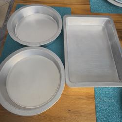 Vintage Roshco Double Wall Insulated Aluminum Baking Pans.