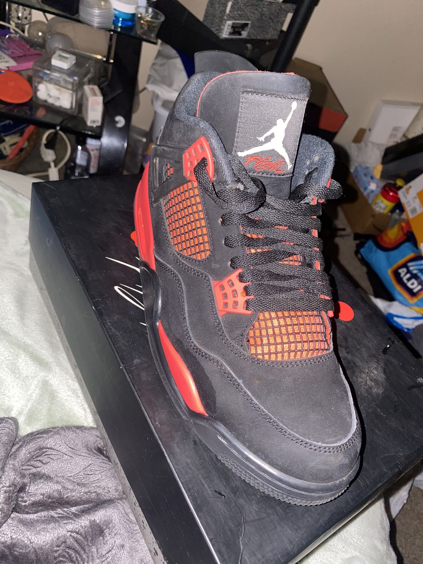 Jordan 4 “Red Thunder”