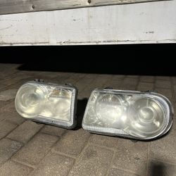 2005-10 Chrysler 300 Headlight Interchange 