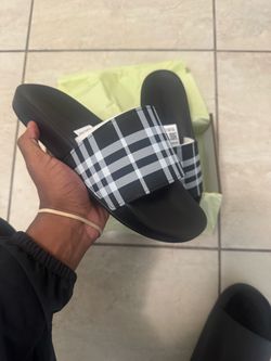 Burberry slides