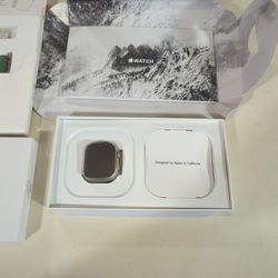 Apple Watch Ultra 2 49mm Titanium TL M/L