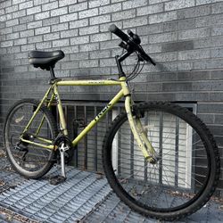 Trek 830 Vintage MTB Hybrid Road Bike 