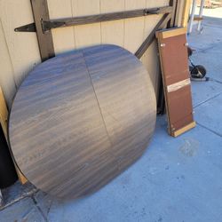 Dinning Table.  Comedor 