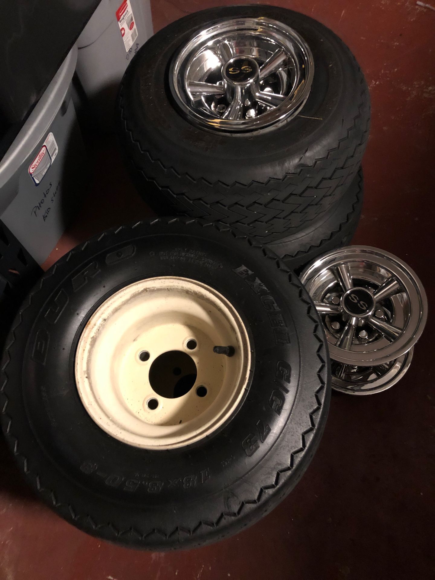 Golf cart tires