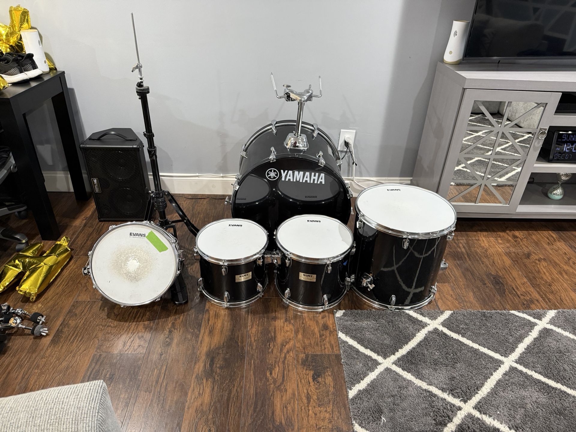Mapex Drum kit