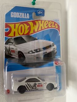 Hot Wheels Godzilla Nissan Skyline GT-R