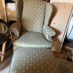 Green Queen Chair And Ottoman