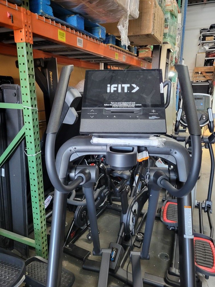 FULLERTON - 2025 Model Nordictrack X16 Elliptical cross trainer - 1000$