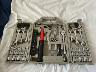 68 pieces of master grip tools built to last like new Secure Heavy Duty Case