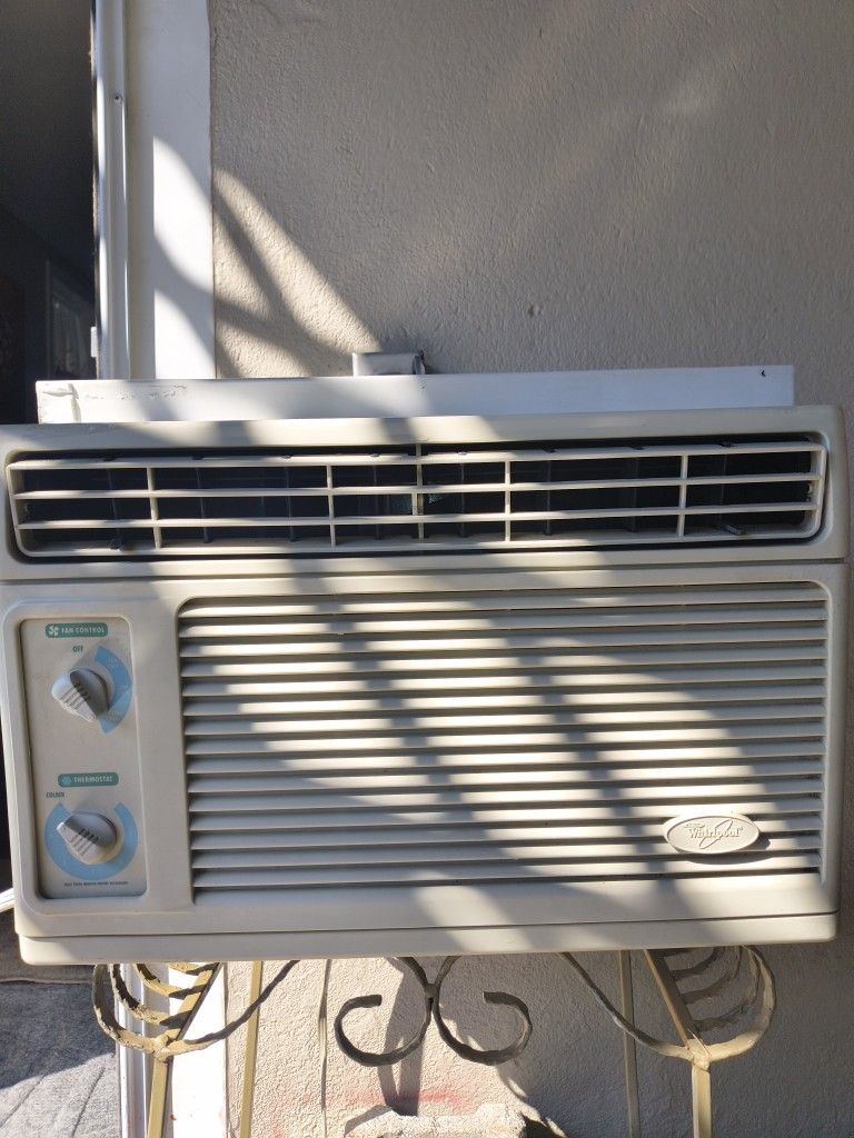 5050 BTU AC Whirlpool